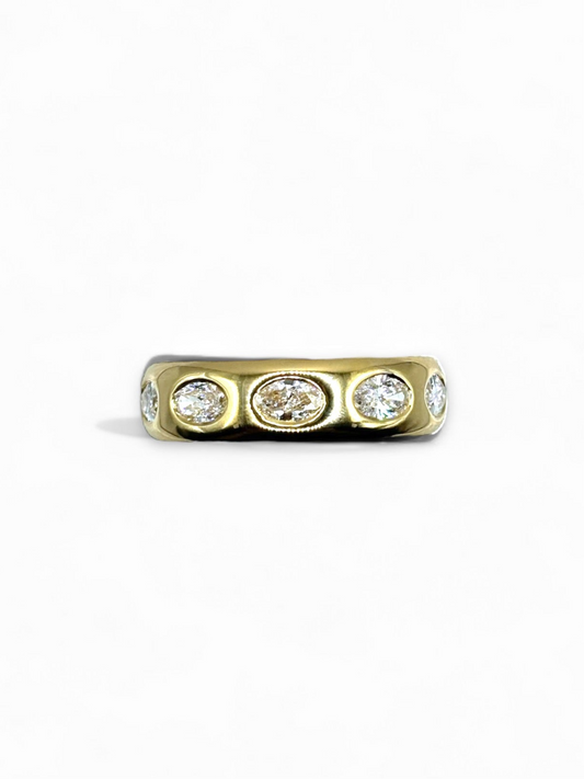 Stepping Stone Ring Diamond